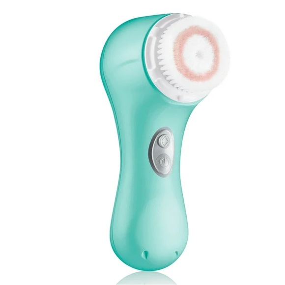 Clarisonic Mia 2  Cleansing Brush, winter hydration kit - Picture 1 of 11